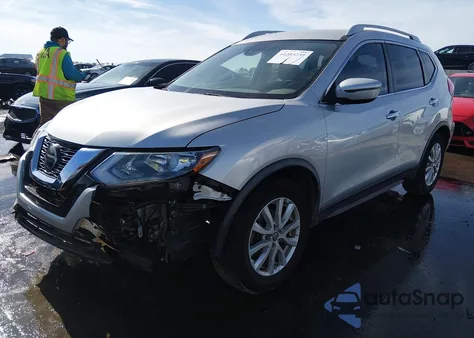 2020 Nissan Rogue Sv Fwd z USA, uszkodzony, nr VIN JN8AT2MT0LW041908
